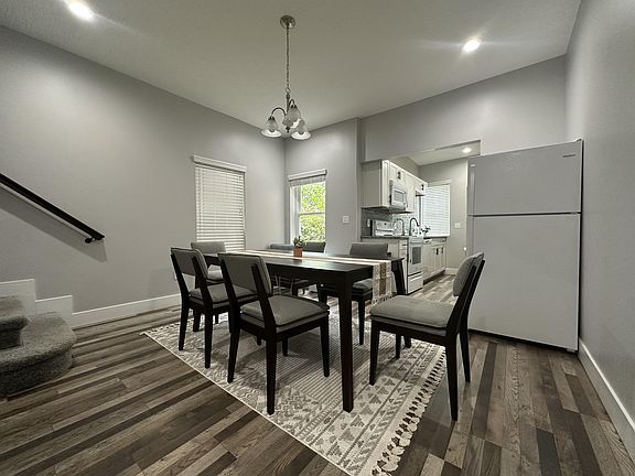 5th image of 1123 Sidney St