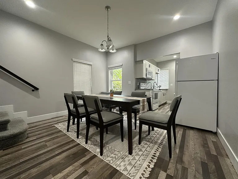 1123 Sidney St — Photo 5