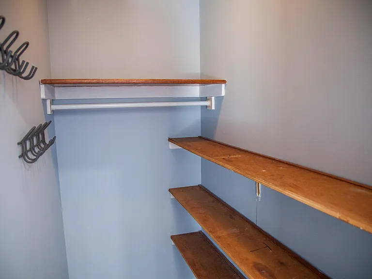 Walk in closet