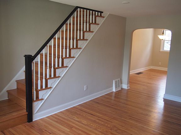 2nd image of 733 Beech Ave
