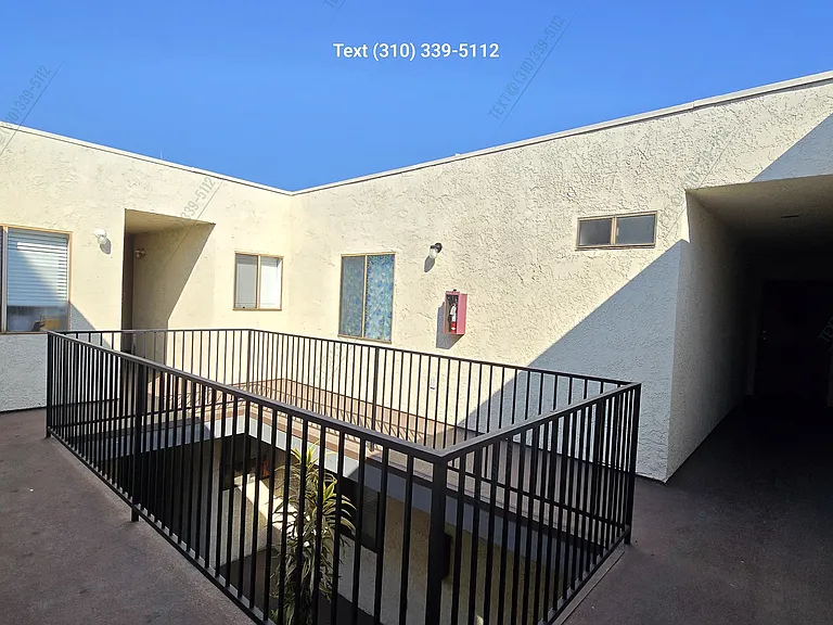 10758 Lawler St #7 — Photo 7