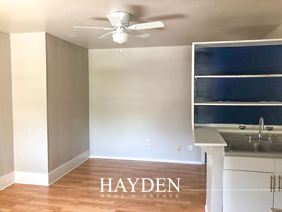 2nd image of 216 S Devine St APT 12