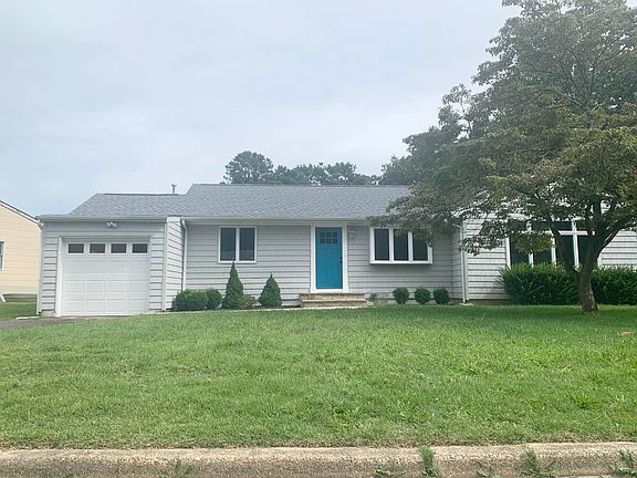 2nd image of 413 Driscol Dr
