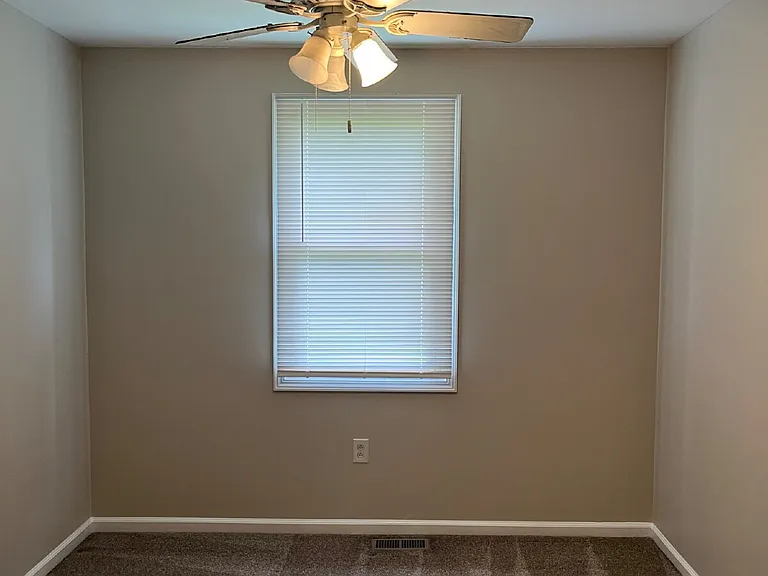 3311 W Hamilton Ave — Photo 9