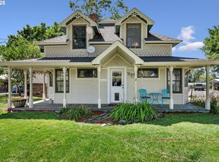 1608 Jasper St, Cove, OR 97824