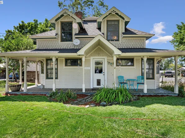 1608 Jasper St, Cove, OR 97824