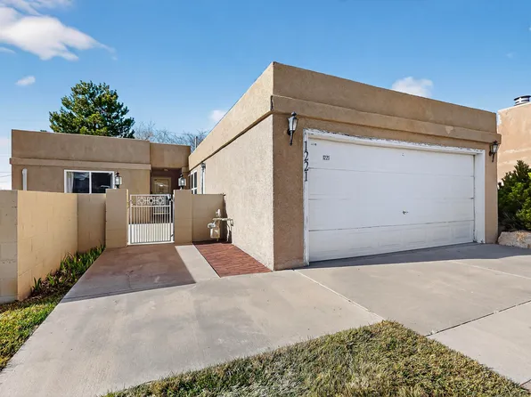 1221 La Charles Dr NE, Albuquerque, NM 87112