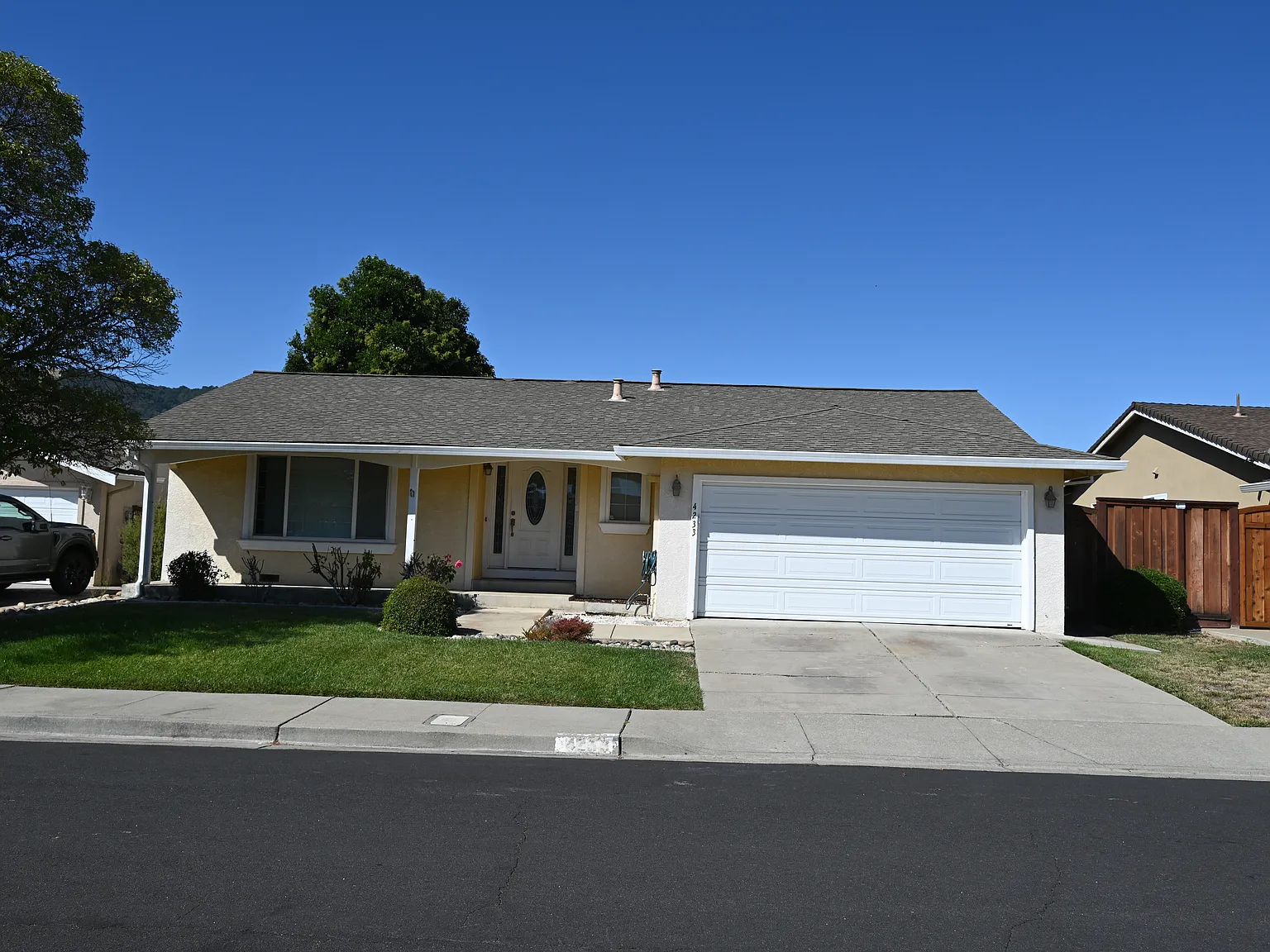 3 bed, 1560 sqft, $4,400 — Photo 2