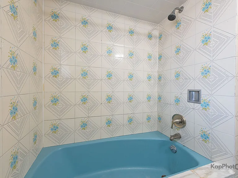 8417 W Berwyn Ave #2 — Photo 22