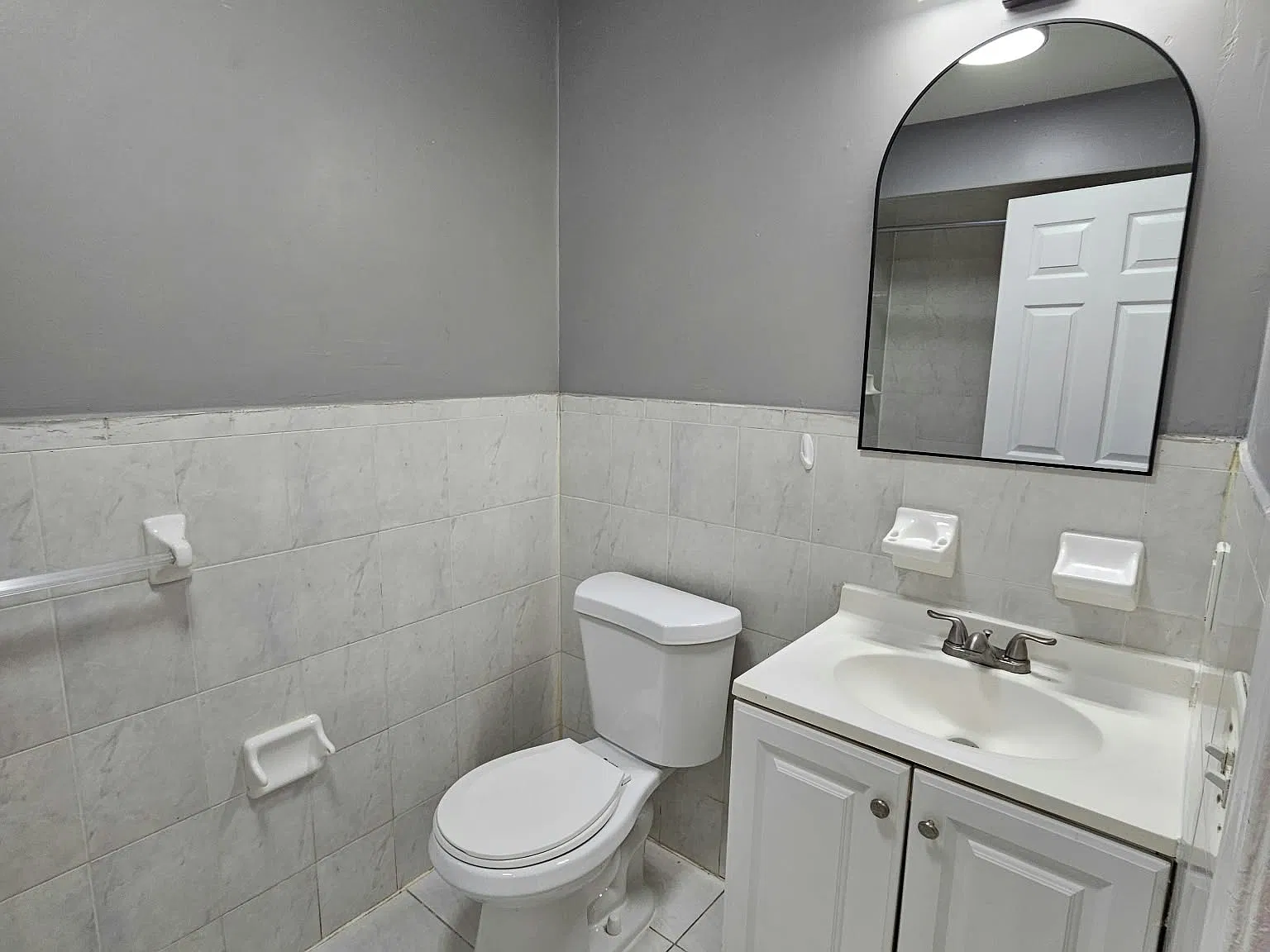 3 bed, 800 sqft, $2,495 — Photo 4
