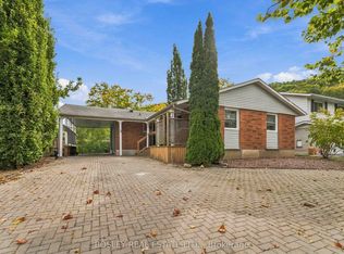 3 Brian Ave, Saint Catharines, ON L2T3H5