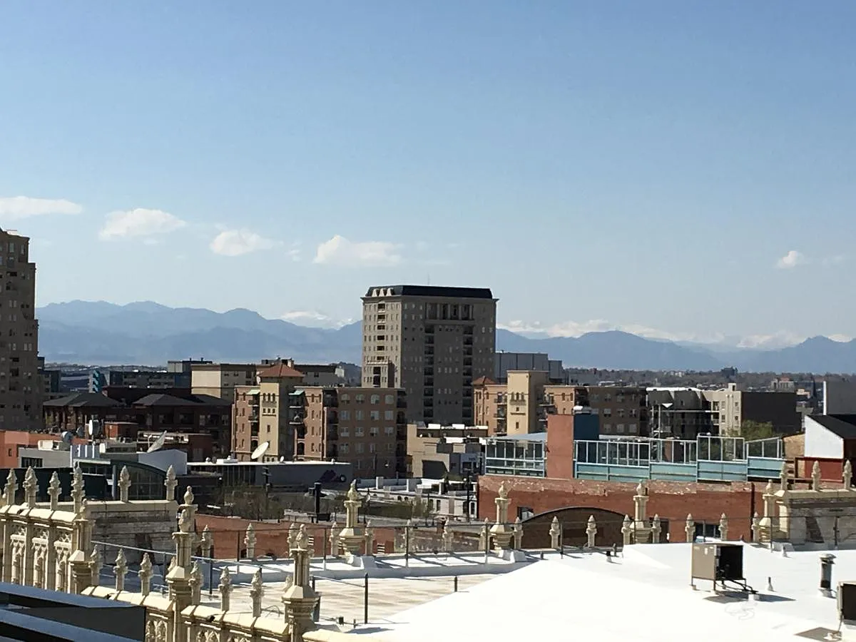 1 bed, 859 sqft, $2,150 — Photo 1