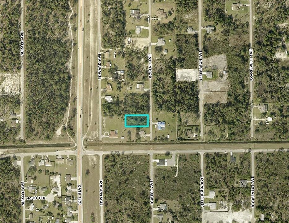 2nd image of 1203 Robert AVE