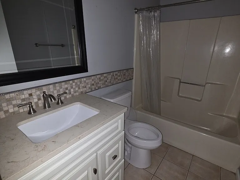 127 Summerfield Dr — Photo 40