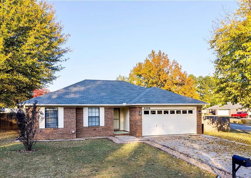 1st image of 2409 Linda Ct
