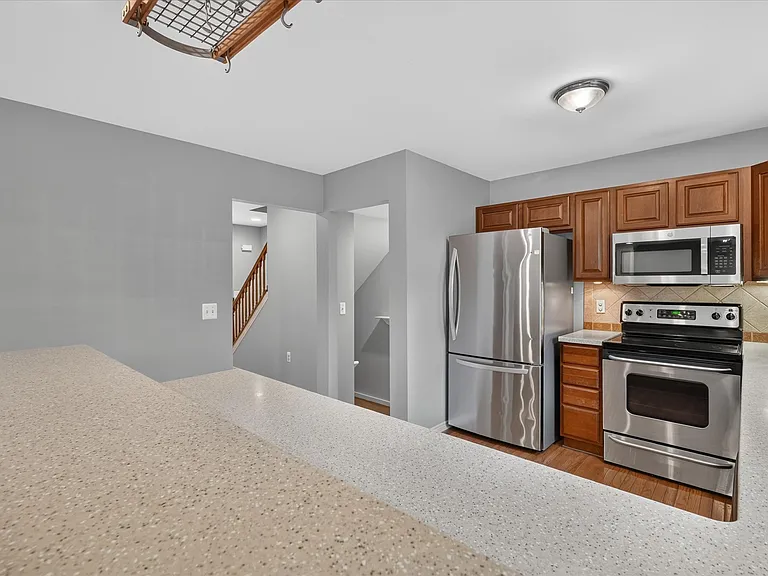 3813 Rochester Rd — Photo 15
