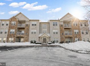 100 Fiddleleaf Ln APT 301, Warrington, PA 18976