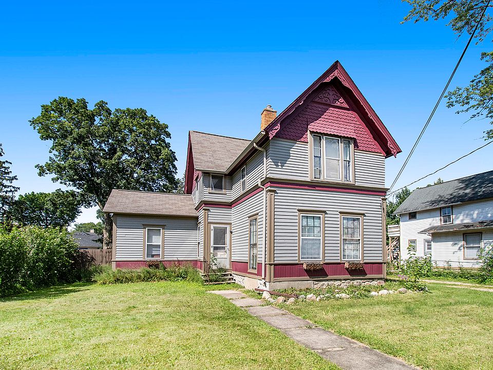 2nd image of 612 Wheaton Ave