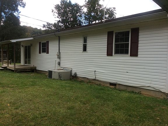 3rd image of 34 Dewberry Pt