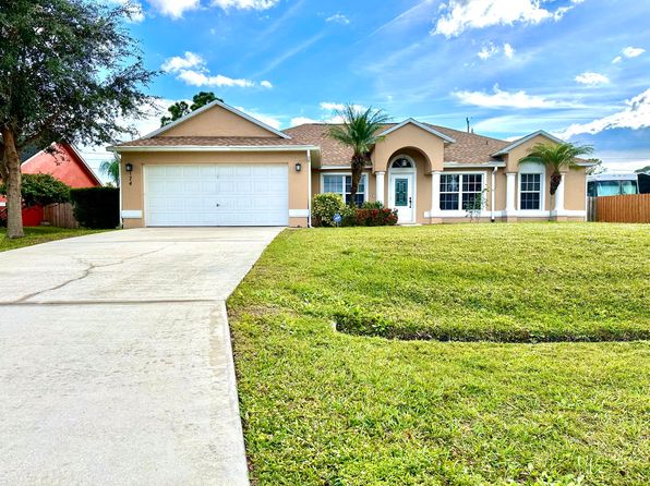 174 SW Sea Lion Rd