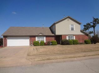 2458 W Emil Dr, Fayetteville, AR 72704