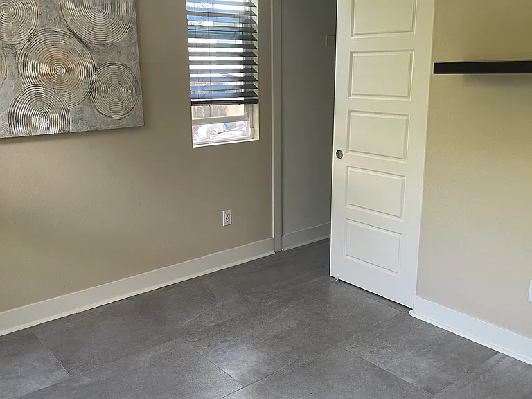 5464-5466 Reef Cir — Photo 11