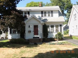 220 Thorndyke Rd, Rochester, NY 14617