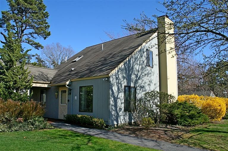 1st image of 41 Grove Lane #41