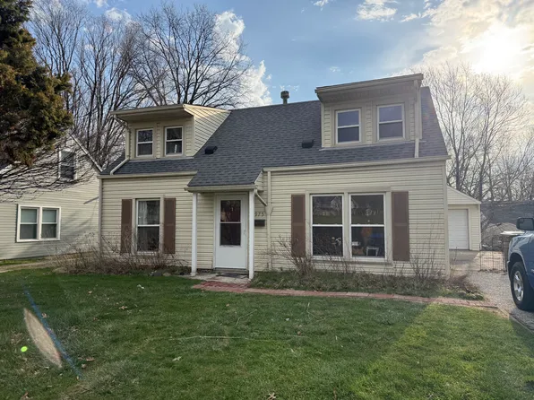 1975 Searl St, Cuyahoga Falls, OH 44221