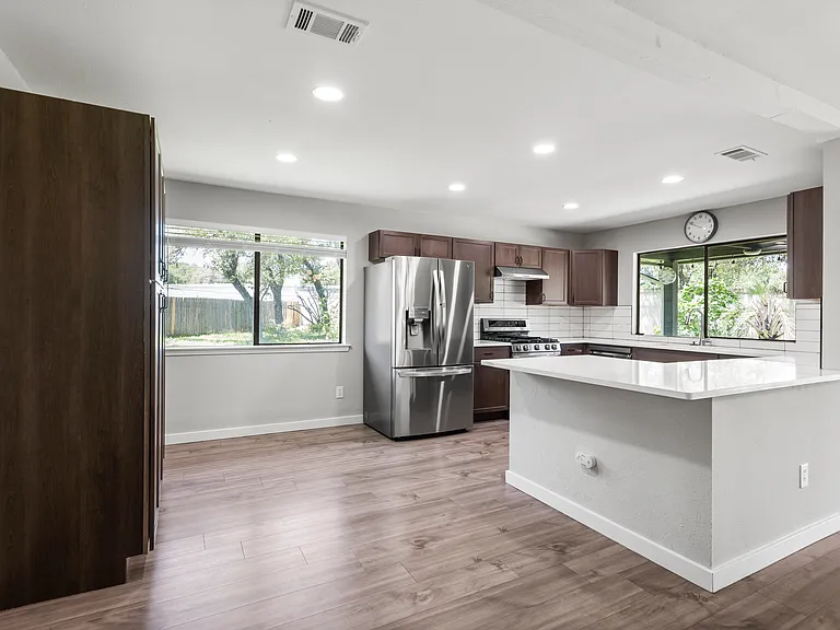 12505 Mossy Bark Trl — Photo 11