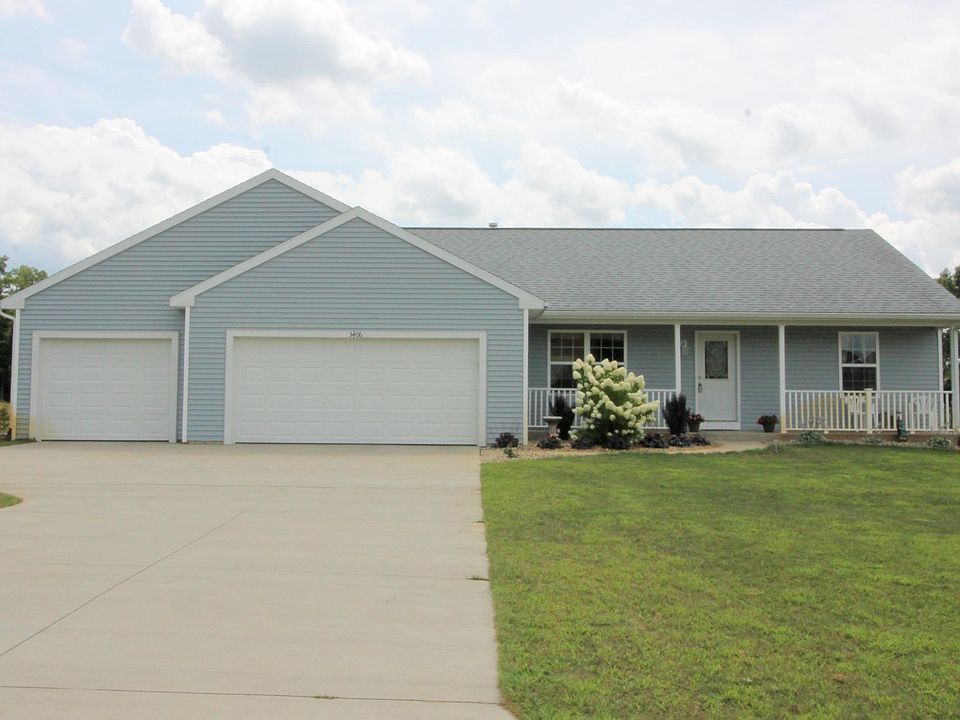 1st image of 3406 Crimson Oak Ave