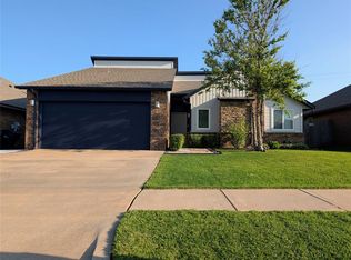 2208 NW 172nd St, Edmond, OK 73012