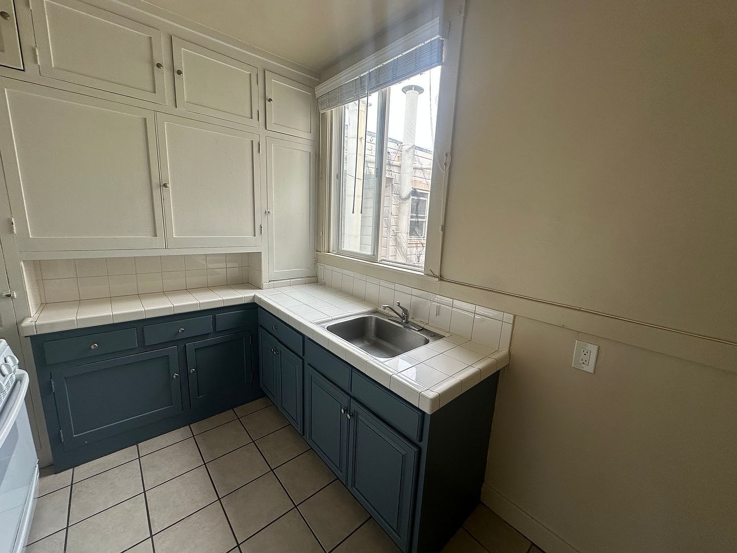 629 Guerrero St APT 10 - Image 4