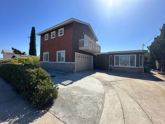 2nd image of 2954 Admiral Ave