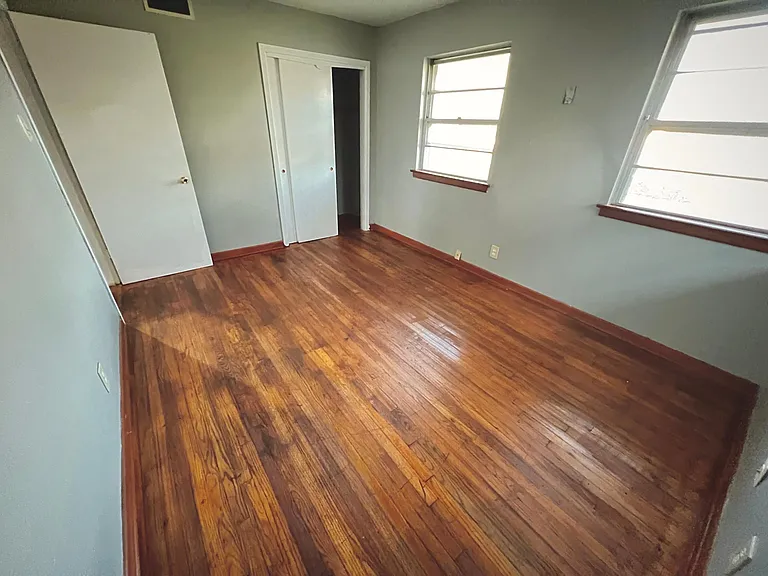 2913 Sheridan Dr — Photo 14