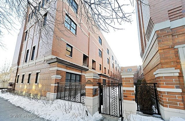 1st image of 3842 N Southport Ave APT C