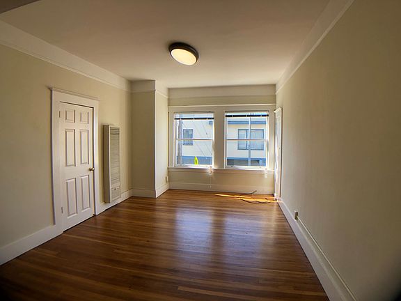 2nd image of 1018 Cortland Ave #3