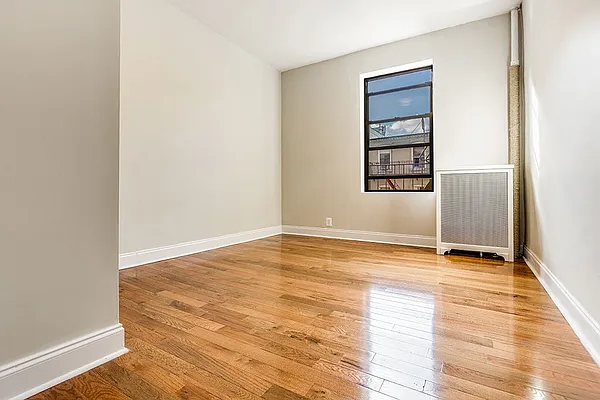 Rented by Dixon Advisory USA Inc. | media 15