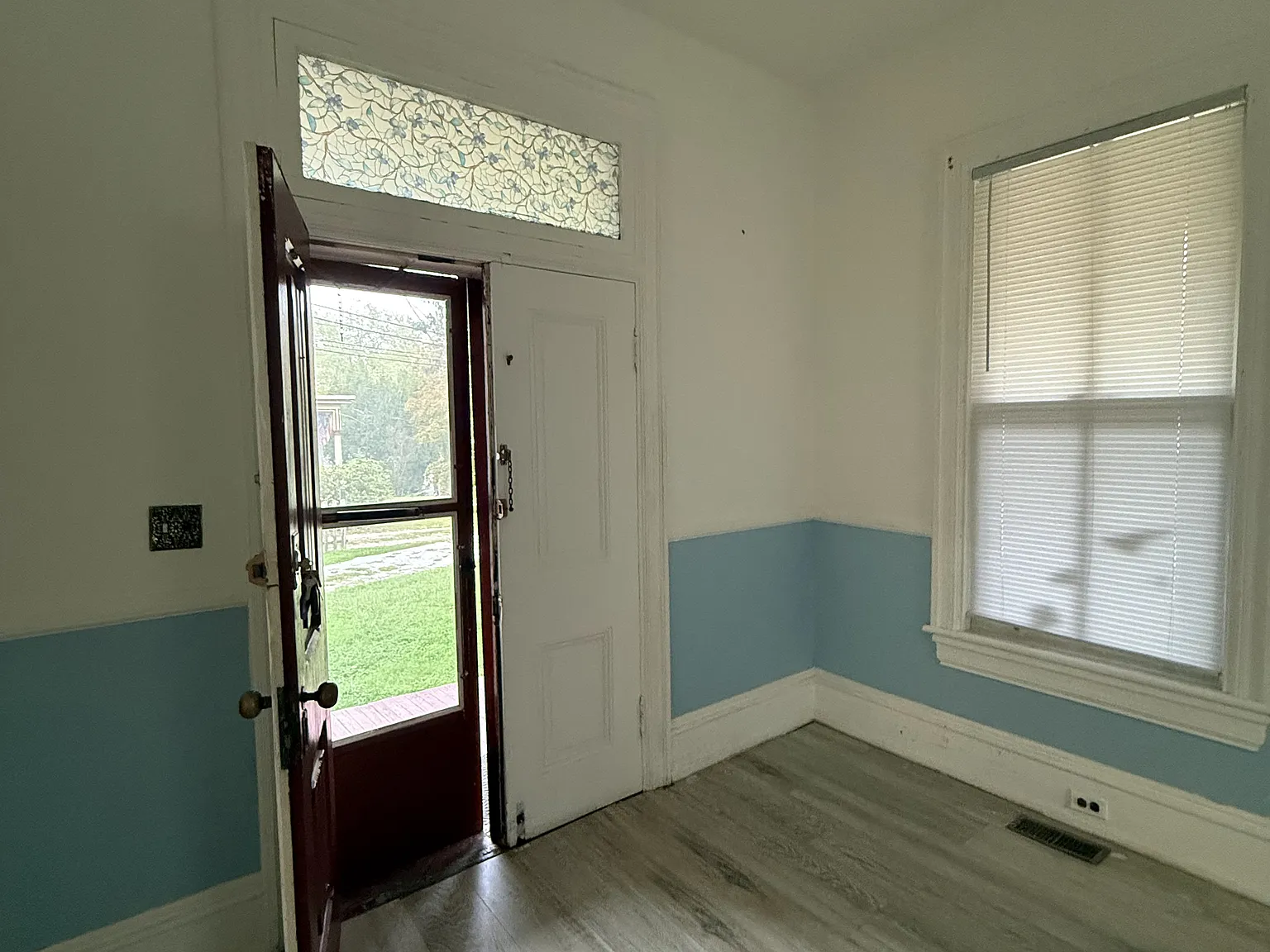 1 bed, 1000 sqft, $1,800 — Photo 2