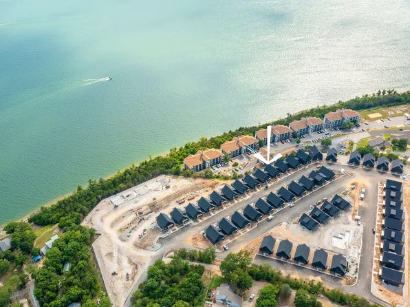 215 Rocky Shores Ridge #39, Hollister, MO 65672