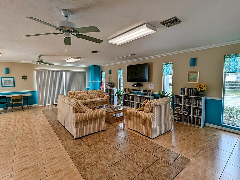 2929 SE Ocean Blvd #111-2 — Photo 20
