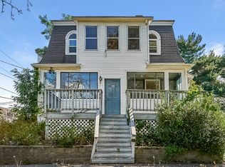 954 Park Ave, Woonsocket, RI 02895