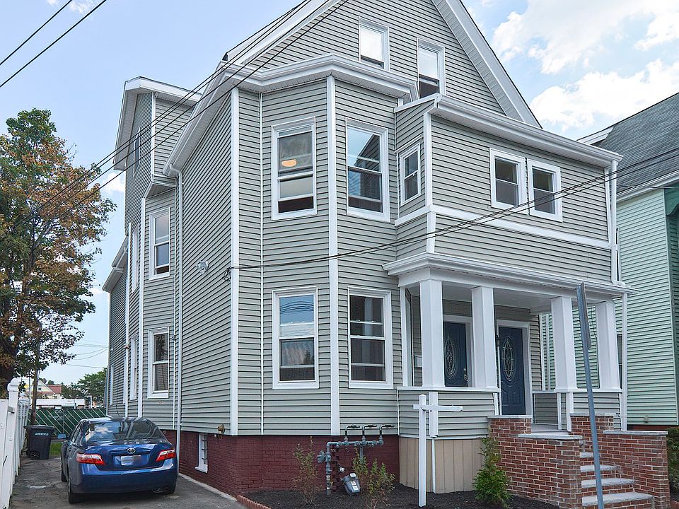 1st image of 8 Melvin St #2