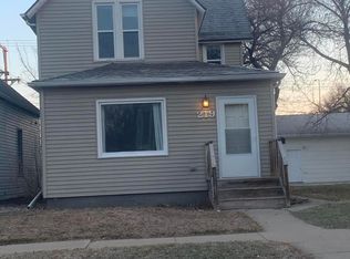 219 7th Ave SE, Aberdeen, SD 57401