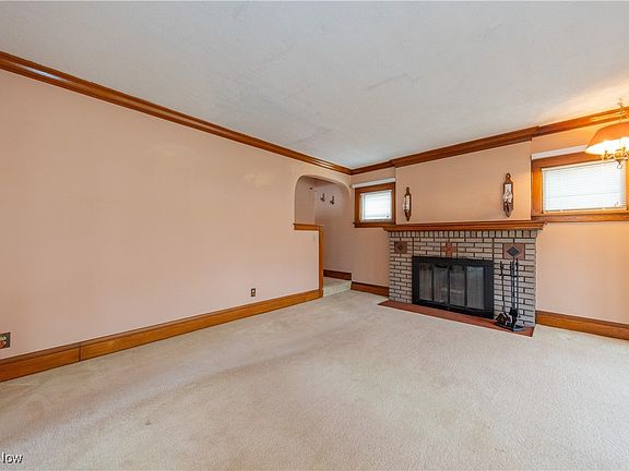 2nd image of 4513 Sheraton Dr