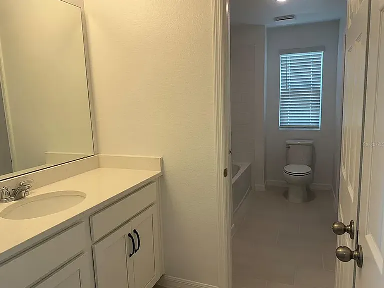 266 Thompson Village Ave — Photo 11
