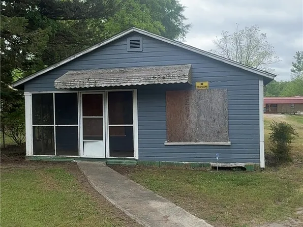 1929 22nd St SW, Lanett, AL 36863