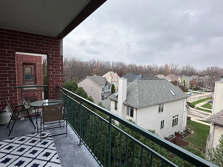 5360 N Lowell Ave #505 — Photo 8