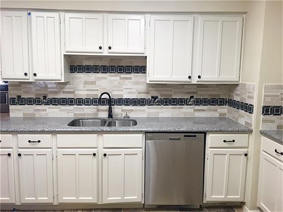 2nd image of 15831 Timber Rock Dr