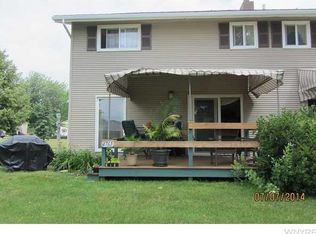 4761 Tuscarora Rd, Niagara Falls, NY 14304